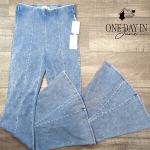 Good American High Rise Flare Jeans Size S